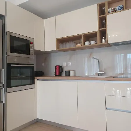 Apartment Anesi View *